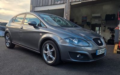 SEAT LEON